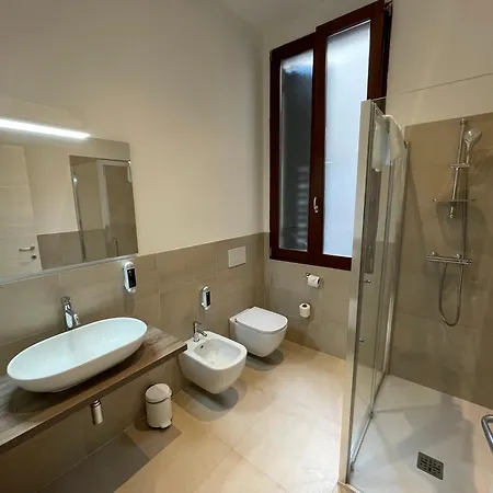 Lady Guest house 4*