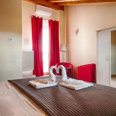 Lady Guest house 2*